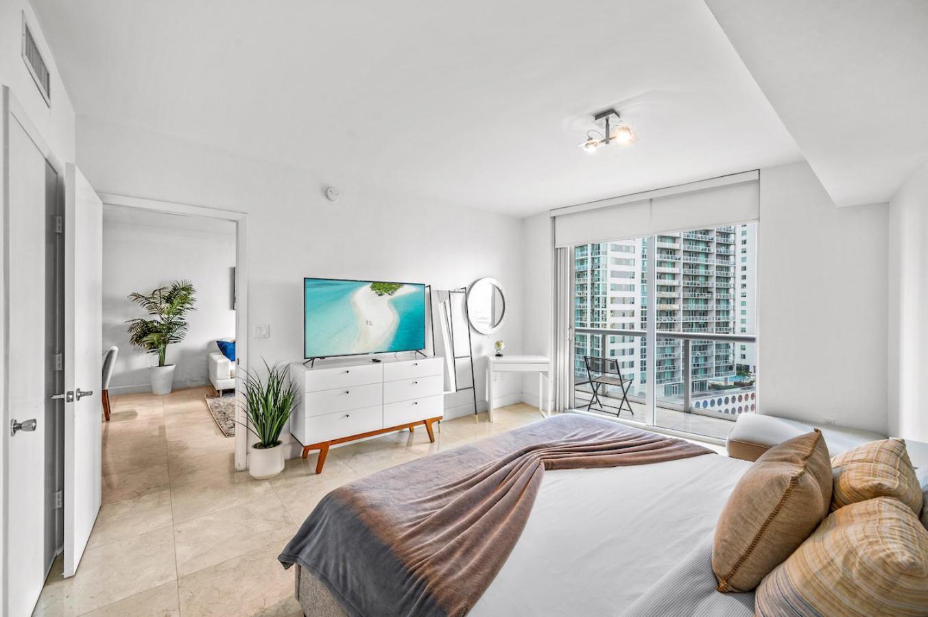 *W Icon Brickell- Luxury 2Br Highrise Corner Condo** Miami Extérieur photo