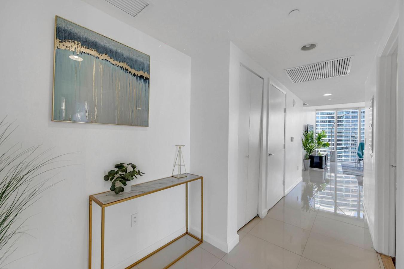 *W Icon Brickell- Luxury 2Br Highrise Corner Condo** Miami Extérieur photo