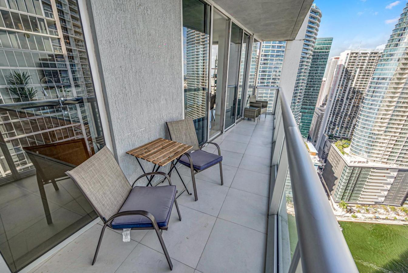 *W Icon Brickell- Luxury 2Br Highrise Corner Condo** Miami Extérieur photo