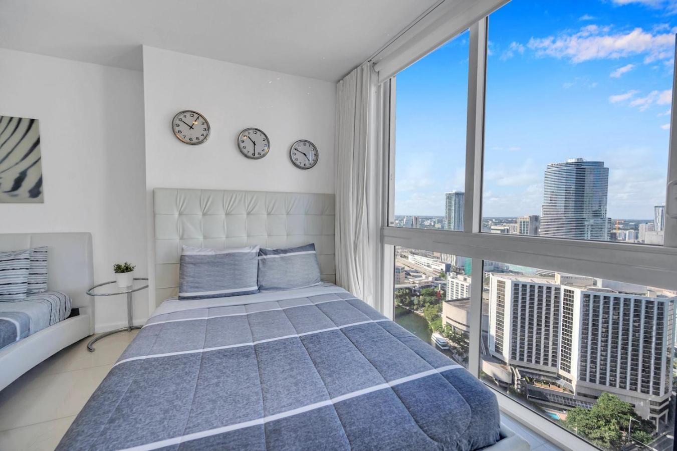 *W Icon Brickell- Luxury 2Br Highrise Corner Condo** Miami Extérieur photo